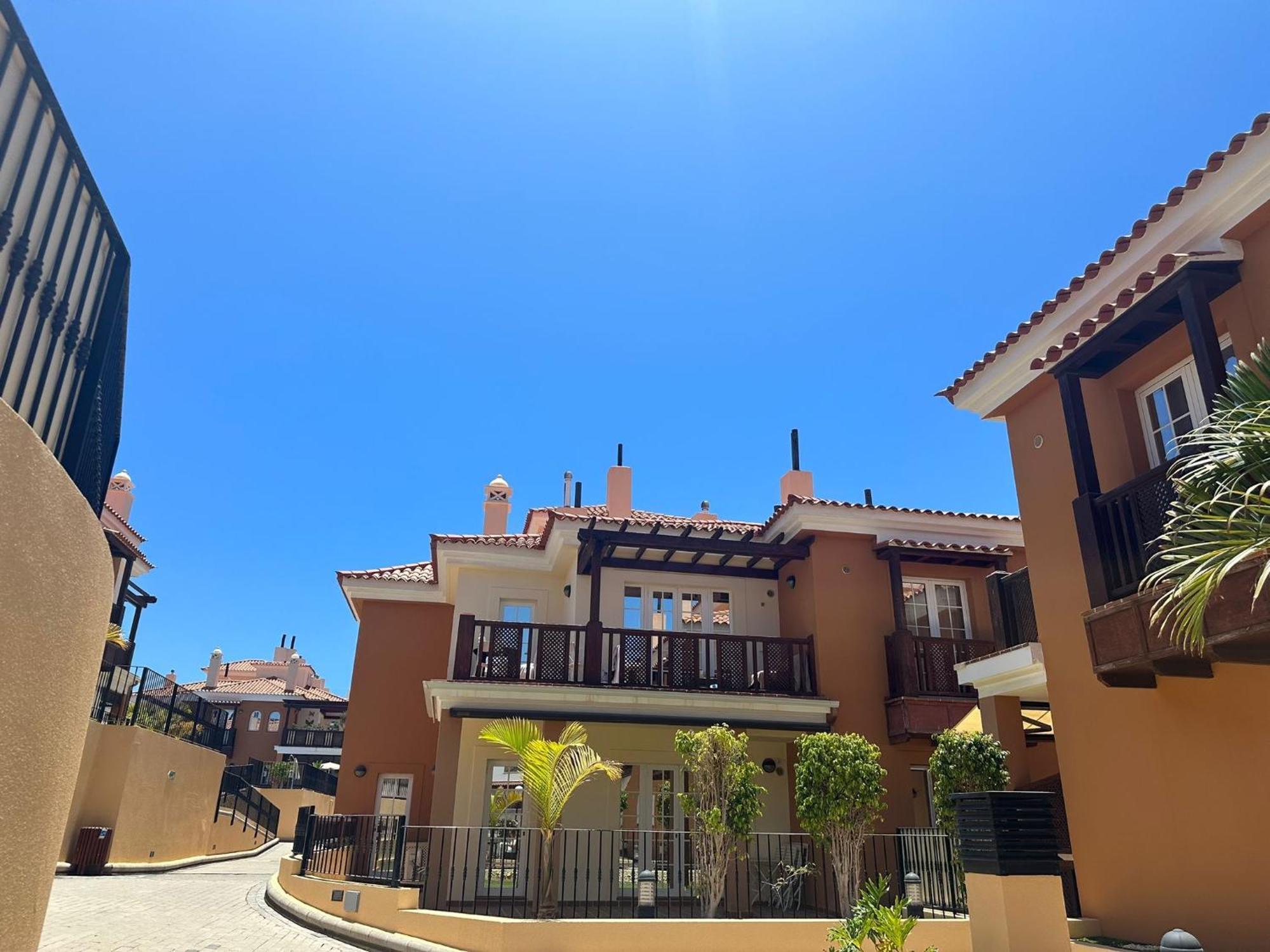 라프라야데알게네구인 Selena Luxury Monte Carrera 아파트 외부 사진